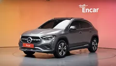 2021 Mercedes-Benz GLA-Class GLA220, серый — фото 1