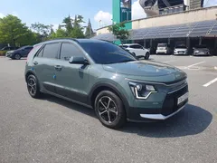 2023 Kia Niro Prestige — фото 2