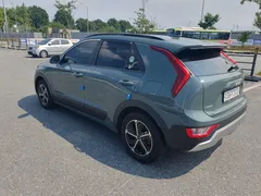 2023 Kia Niro Prestige — фото 5