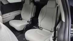 2022 Kia Carnival Diesel 9-Seater Noblesse — фото 11