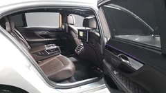2021 BMW 7-Series 730Ld xDrive M Sport, белый — фото 12