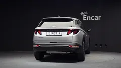 2023 Hyundai Tucson Modern 2WD, серо-серебристый — фото 4
