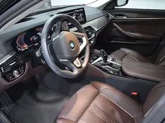 2022 BMW 5-Series 530i Luxury — фото 9