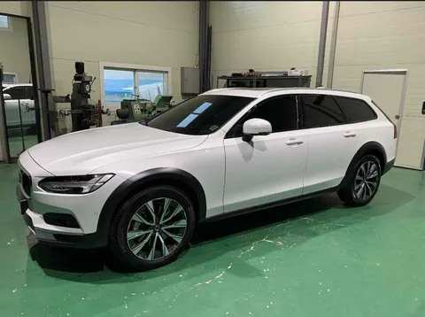 2022 Volvo V90 B5 Pro AWD