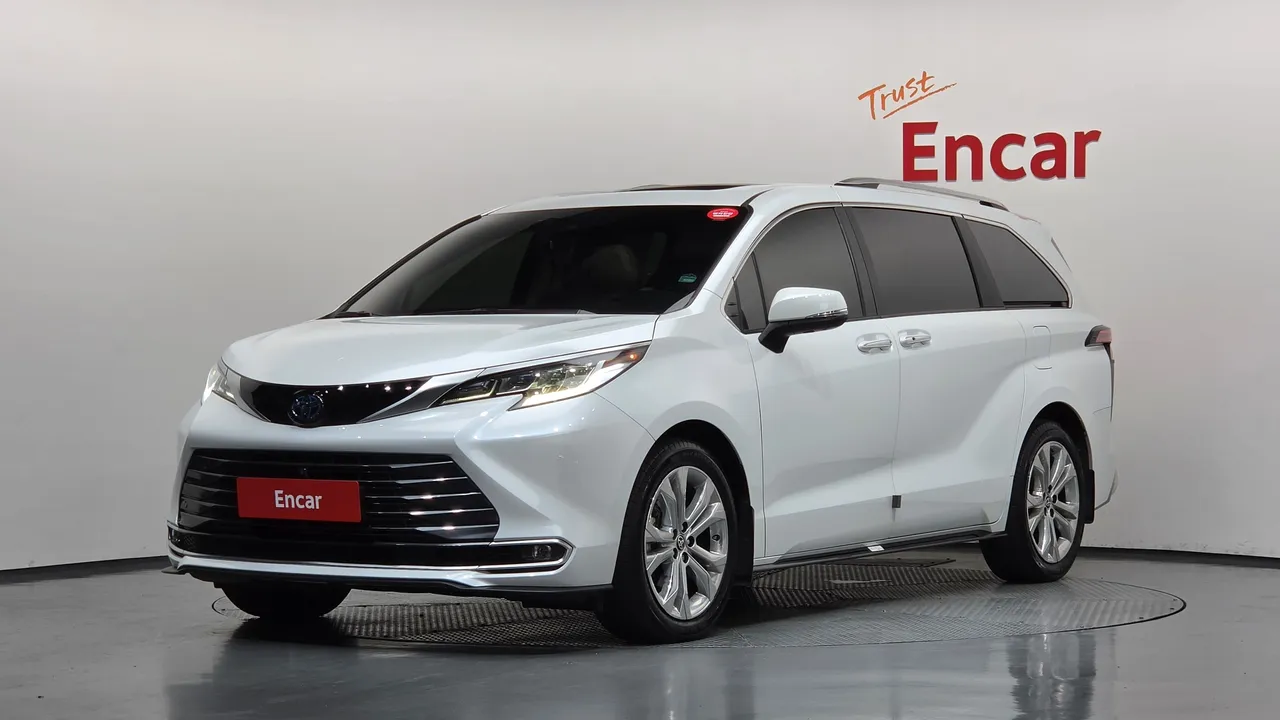 2022 Toyota Sienna 2.5 Hybrid 2WD
