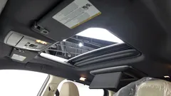 2022 Toyota Sienna 2.5 Hybrid 2WD, белый — фото 19