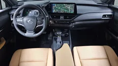 2024 Lexus UX 2.0 2WD, белый — фото 7