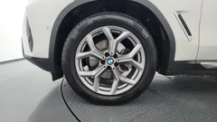 2022 BMW X3 xDrive 20i, белый — фото 5