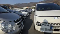 2023 Hyundai Staria Tourer 11-Seater — фото 5