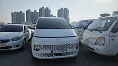 2023 Hyundai Staria Tourer 11-Seater — фото 17