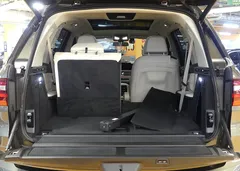 2022 BMW X7 xDrive 40i Design Pure Excellence 6-Seater — фото 4