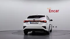2021 Kia K3 Prestige, белый — фото 4