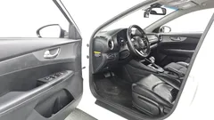 2021 Kia K3 Prestige, белый — фото 10