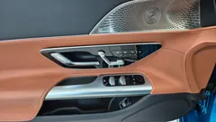 2023 Mercedes-Benz SL-Class AMG SL63 4MATIC+, синий — фото 16