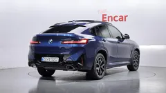 2022 BMW X4 xDrive20i M Sport — фото 2