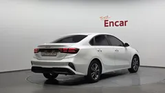 2022 Kia K3 1.6, белый — фото 2