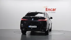 2023 BMW X4 xDrive20i M Sport, чёрный — фото 4