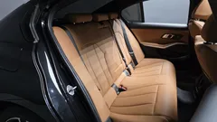 2023 BMW 3-Series 320d M Sport — фото 11