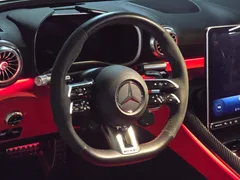 2023 Mercedes-Benz SL-Class AMG SL63 4MATIC+, жёлтый — фото 18