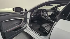 2023 Audi RS7 4.0 TFSI Quattro, белый — фото 10