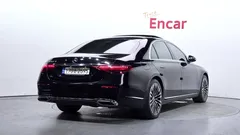 2022 Mercedes-Benz S-Class S450L 4MATIC, чёрный — фото 2