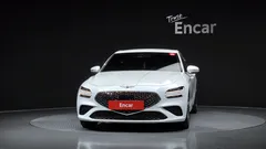 2023 Genesis G70 Gasoline 2.0T 2WD, белый — фото 3