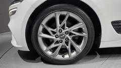 2023 Genesis G70 Gasoline 2.0T 2WD, белый — фото 5