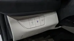 2023 Genesis G70 Gasoline 2.0T 2WD, белый — фото 19