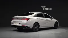 2023 Hyundai AVANTE Smart, серо-серебристый — фото 2