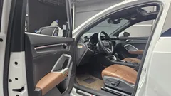2022 Audi Q3 35 TDI Premium, белый — фото 10