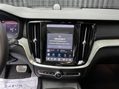2023 Volvo V60 B5 Ultimate AWD, белый — фото 10
