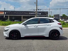 2021 Hyundai Kona Inspiration, белый — фото 3