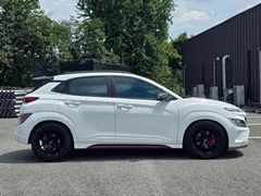 2021 Hyundai Kona Inspiration, белый — фото 4