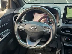 2021 Hyundai Kona Inspiration, белый — фото 17