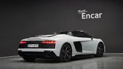 2021 Audi R8 5.2 V10 Spyder, белый — фото 2