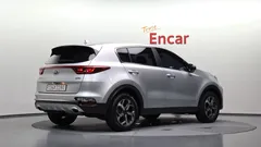 2022 Kia Sportage Diesel 1.6 4WD, серо-серебристый — фото 2