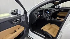 2022 Volvo S60 B5 Inscription, белый — фото 10