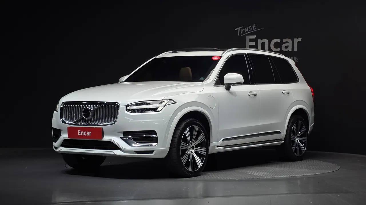 2022 Volvo XC90 T8 Ultimate Bright Hybrid