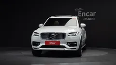 2022 Volvo XC90 T8 Ultimate Bright Hybrid, белый — фото 3