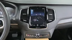 2022 Volvo XC90 T8 Ultimate Bright Hybrid, белый — фото 13
