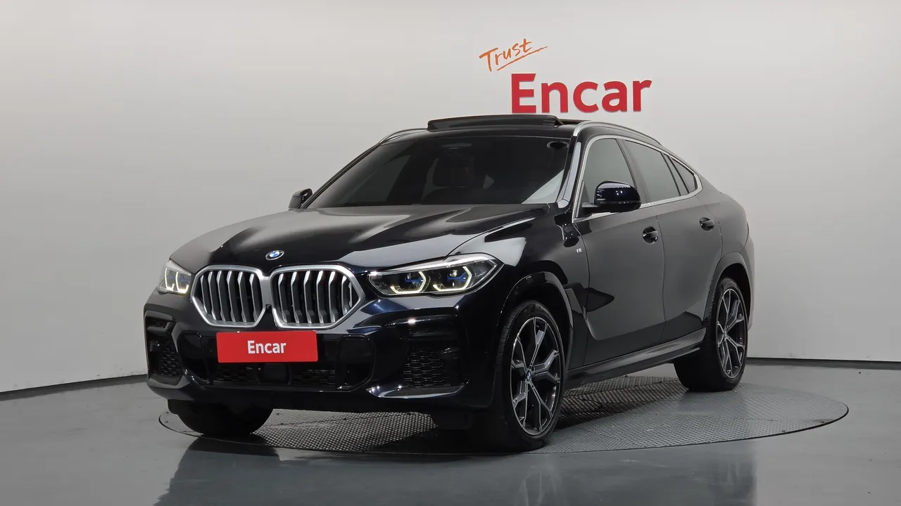 2023 BMW X6 xDrive40i M Sport