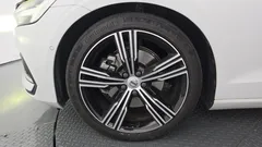 2022 Volvo S60 B5 Inscription, белый — фото 5