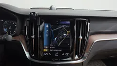 2022 Volvo S60 B5 Inscription, белый — фото 14