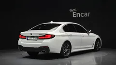 2023 BMW 5-Series 520i M Sport — фото 2