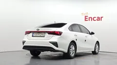 2021 Kia K3 Prestige, белый — фото 2