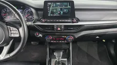 2021 Kia K3 Prestige, белый — фото 16