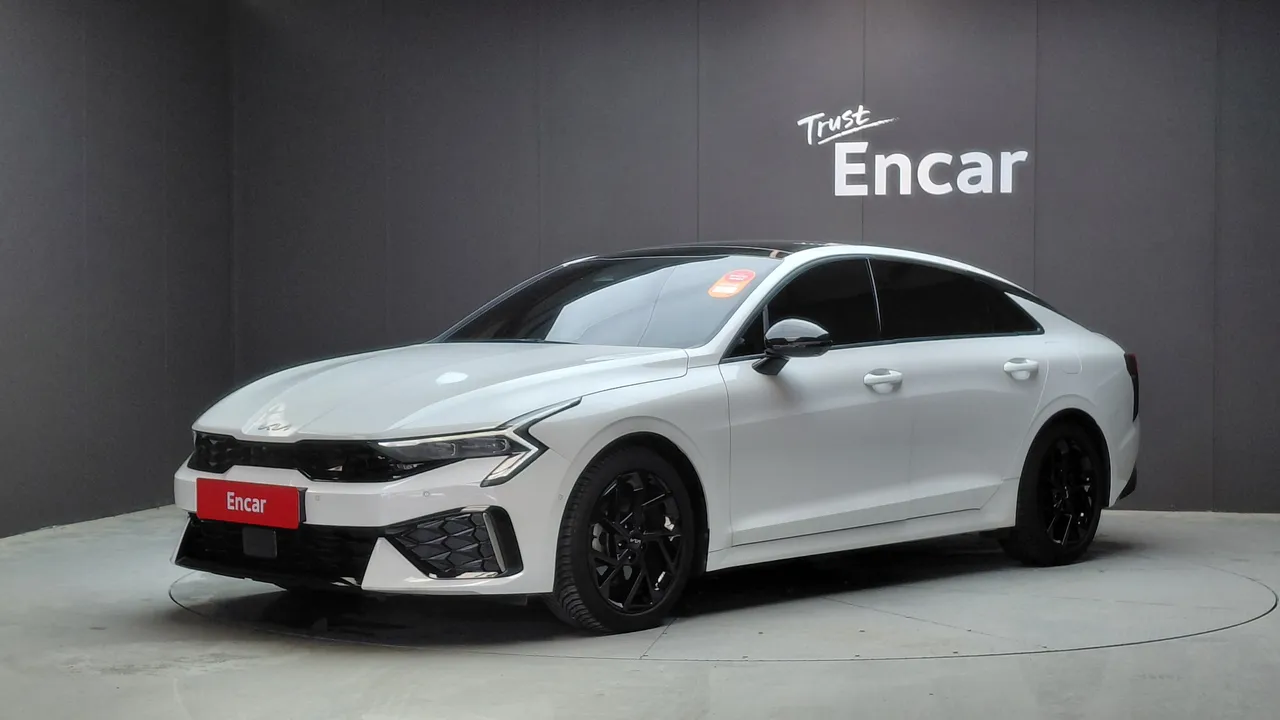 2024 Kia K5 Signature