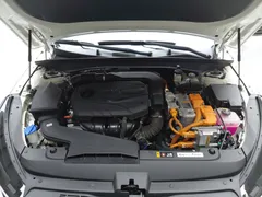2024 Kia K5 Signature, белый — фото 6