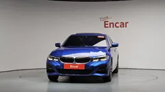 2022 BMW 3-Series 320e M Sports — фото 3