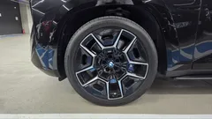 2023 BMW XM 4.4, чёрный — фото 5